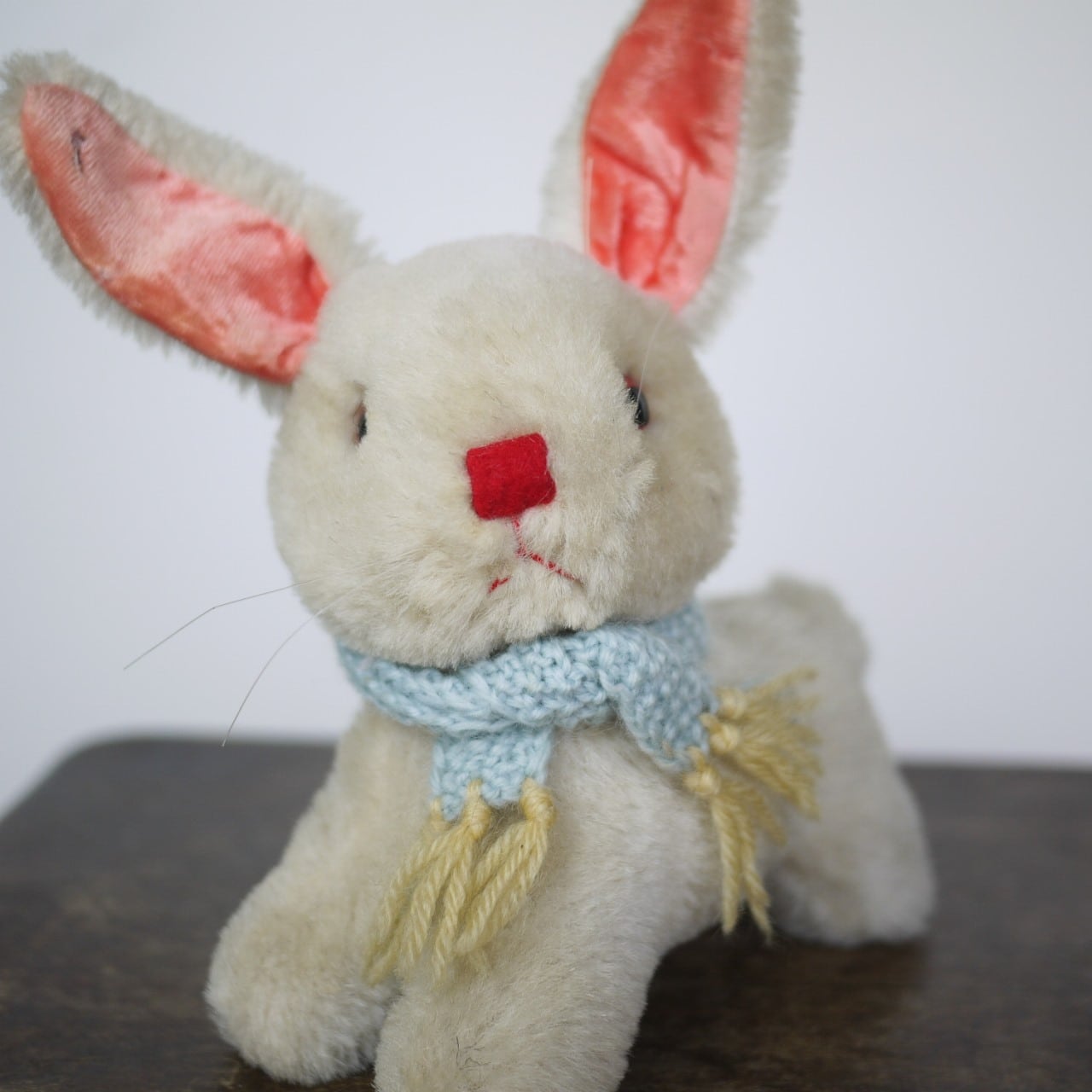 空色マフラーのうさぎ ドイツヴィンテージ