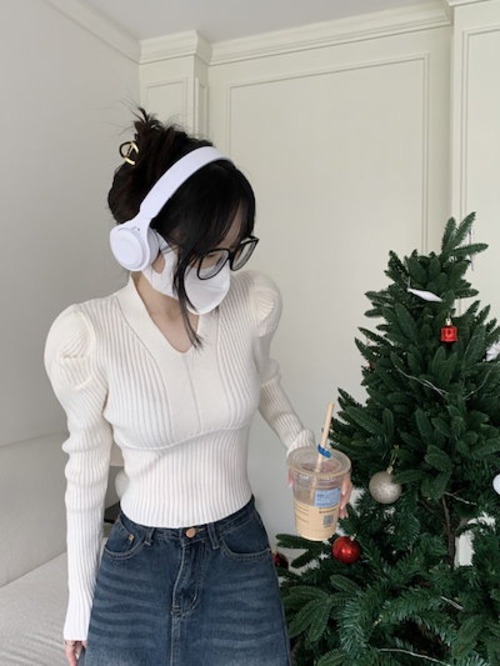 2024秋冬トップス 長袖 ニット 韓国トレンドコーデ セーター おしゃれ 色っぽ 女っぽ 丈カジュアルアップネックプルオーバーきれいめ大人系ファッションレディーススリーブアップフェミニン フレンチ