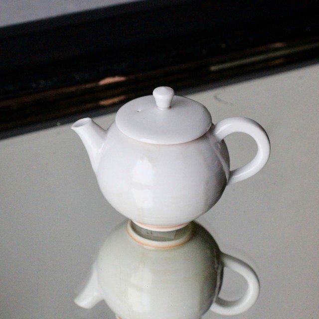 【中里博恒】藁灰釉　茶壺