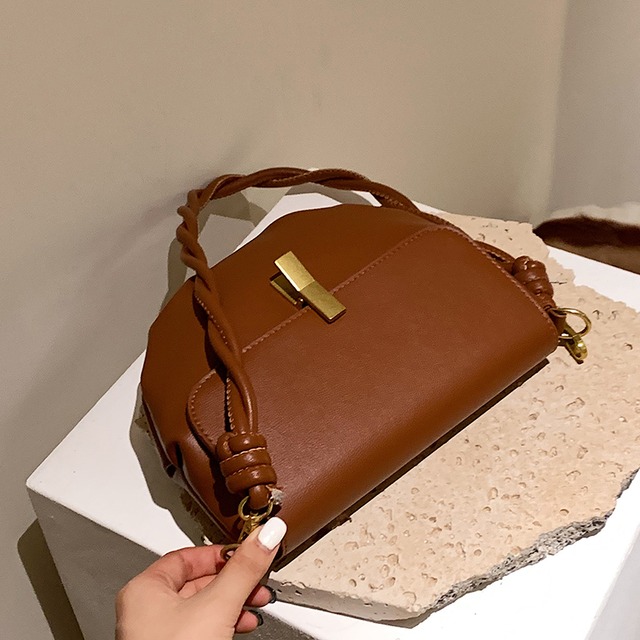 オータムウィンタースタンダードショルダーバッグ レトロ 秋物 冬物 サドルバッグ シートバッグ 手作りハンドバック59190473855