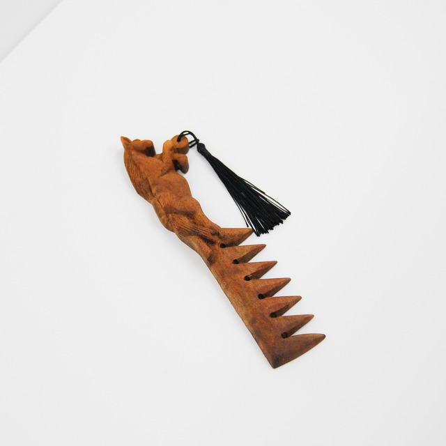 KÄSI｜1 horse comb tassel
