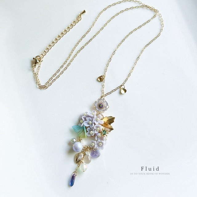 Lilas necklace
