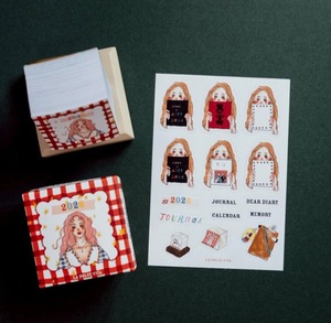 新作予約☆LA100|La dolce vita 甜蜜生活【2026 有你真好 迷你日曆】ミニ 手帳カレンダー +期間限定シール付き 新作予約☆LA100|La dolce vita 甜蜜生活【2026 有你真好 迷你日曆】ミニ 手帳カレンダー +期間限定シール付き