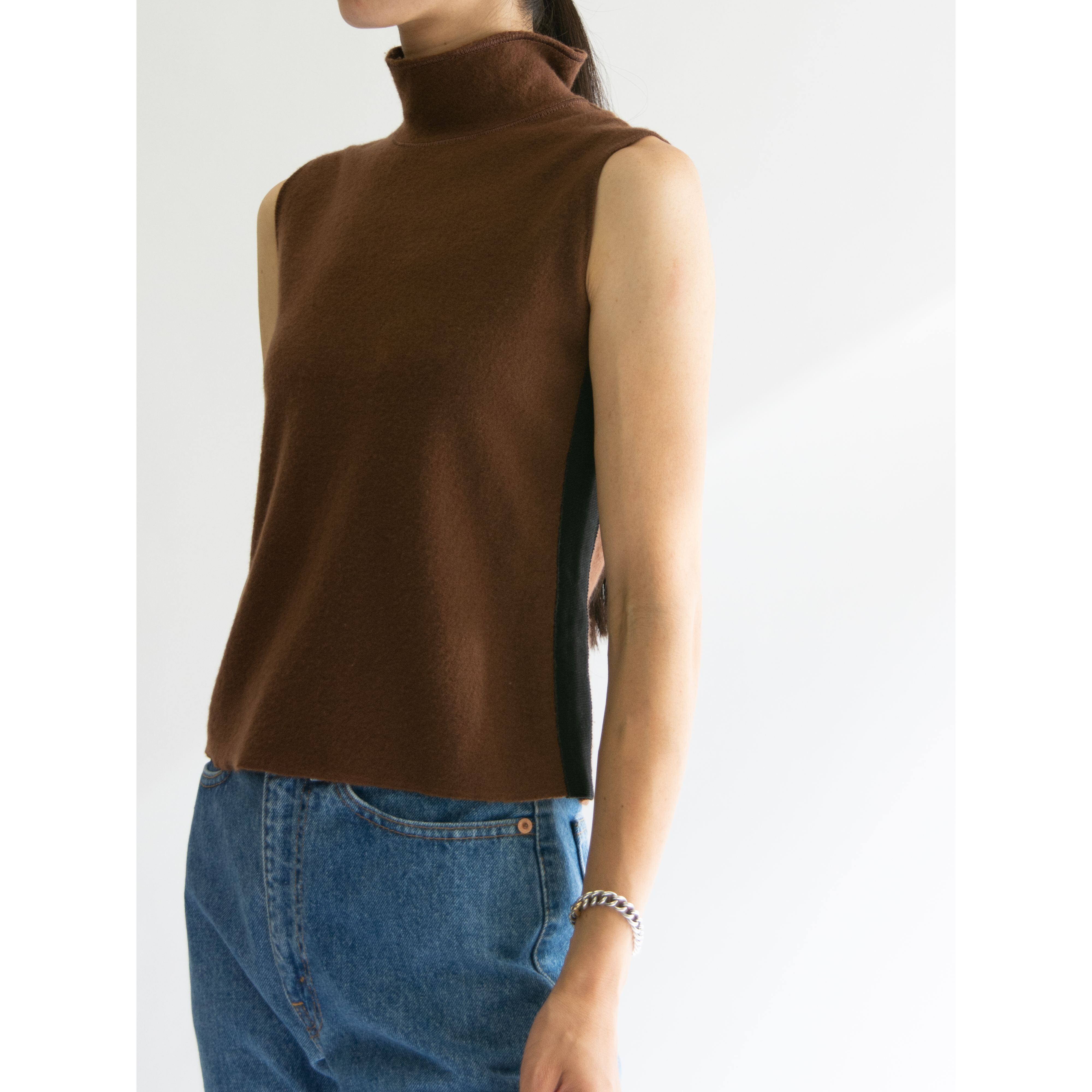 【Salvatore Ferragamo】Made in Italy 100% Wool High Neck Sleeveless Top(サルヴァトーレ フェラガモ イタリア製ハイネック ウールノースリーブトップス)