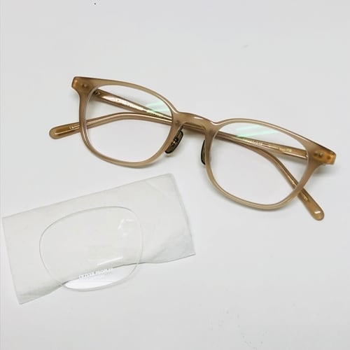 OLIVER PEOPLES 度なしメガネ　オリバー ピープルズ