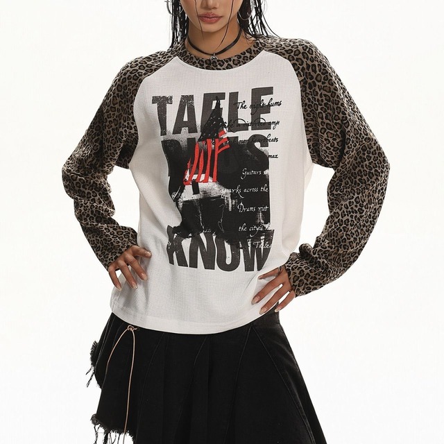 レオパードスリーブグラフィックラグランTシャツ 1col   R02504
