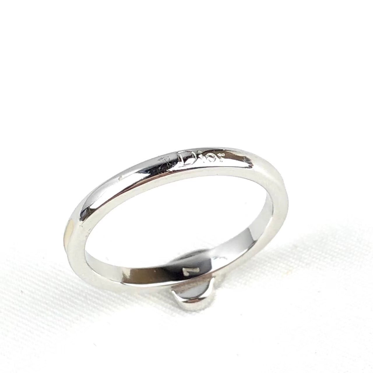 Christian Dior ディオール リング ロゴ ハート ラインストーン Dior ディオール ロゴ ハート ラインストーン リング