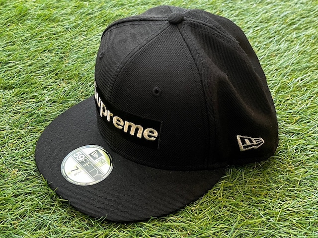 Supreme × NEW ERA SIM METALLIC BOX LOGO CAP BLACK 58.7㎝ 92680