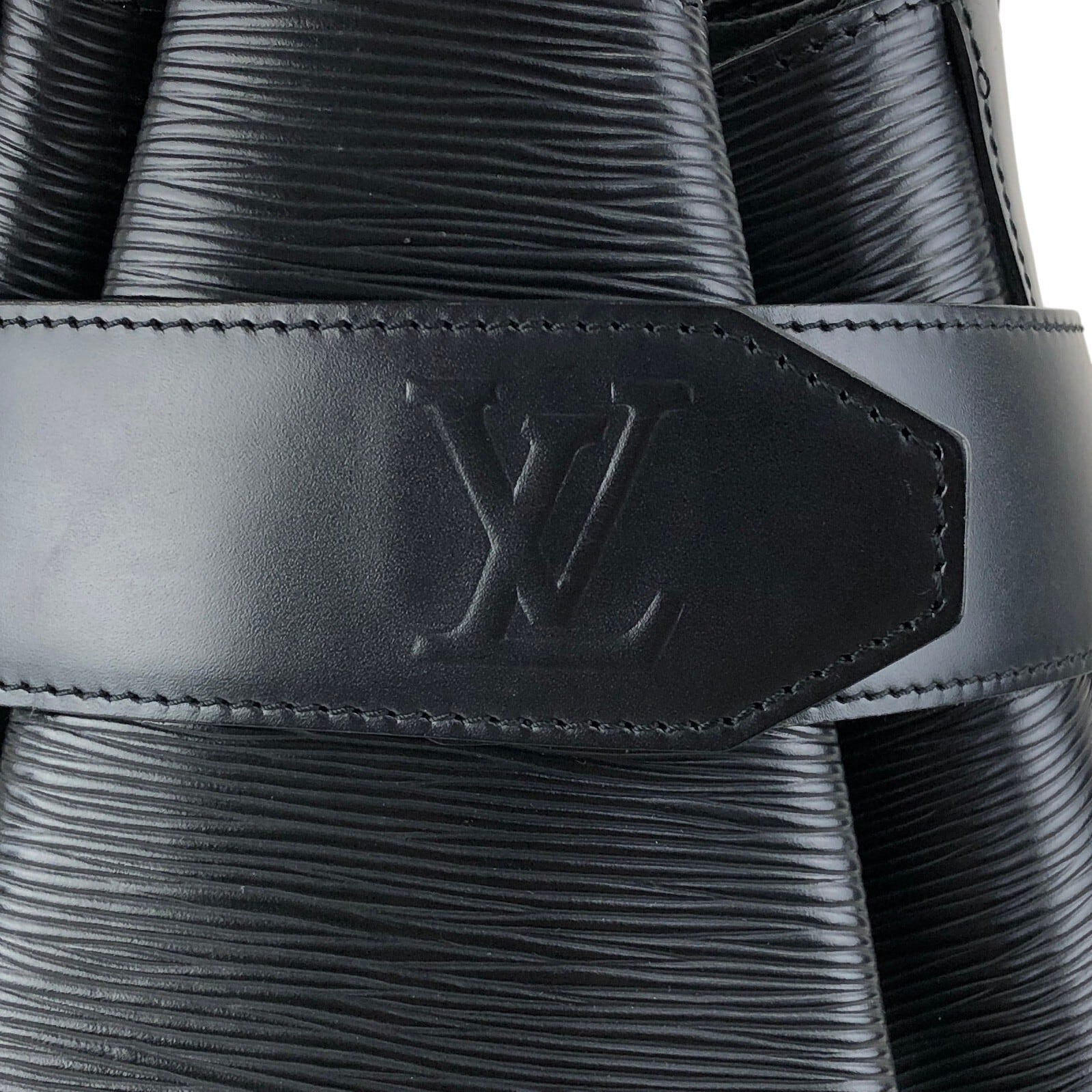 LOUIS VUITTON ルイヴィトン サックデポール エピ ショルダーバッグ