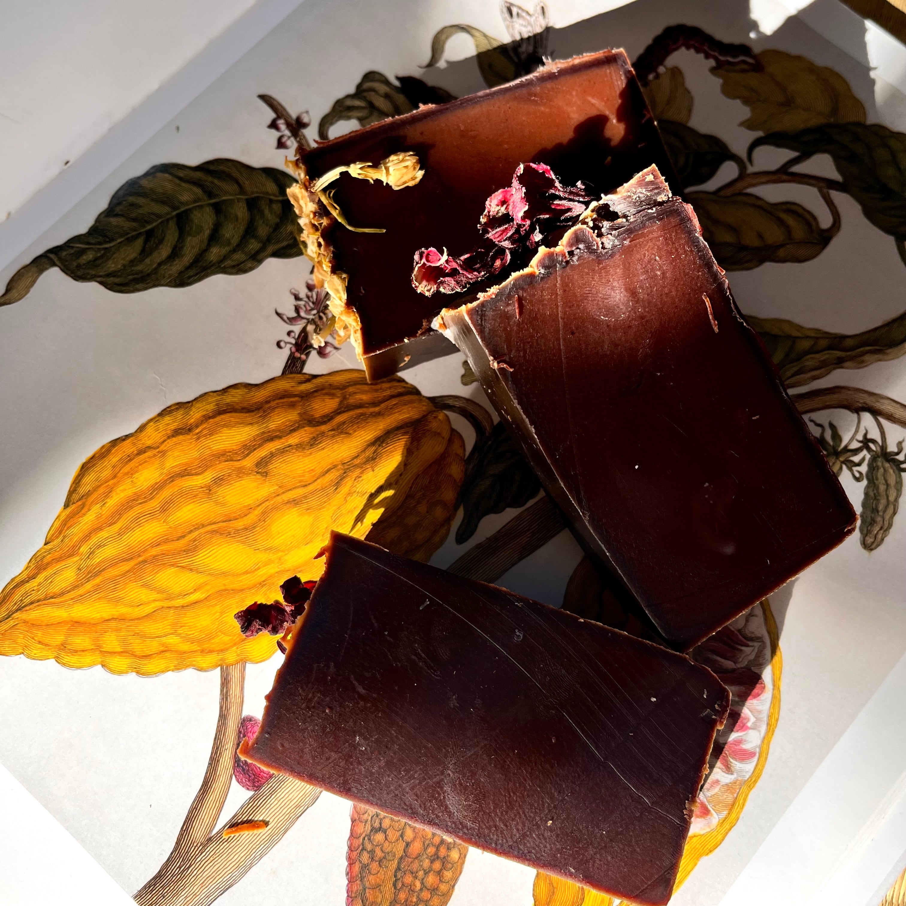 Sacred cacao soap 「神聖なカカオの石鹸」