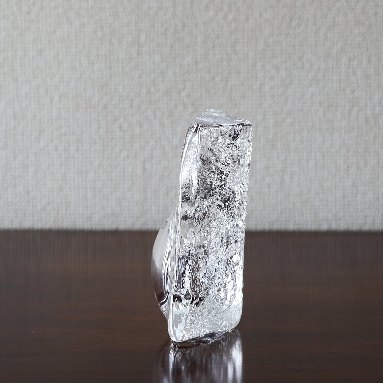 江戸硝子 一輪挿し【 大人気の逸品】ご自宅の素敵なインテリアに