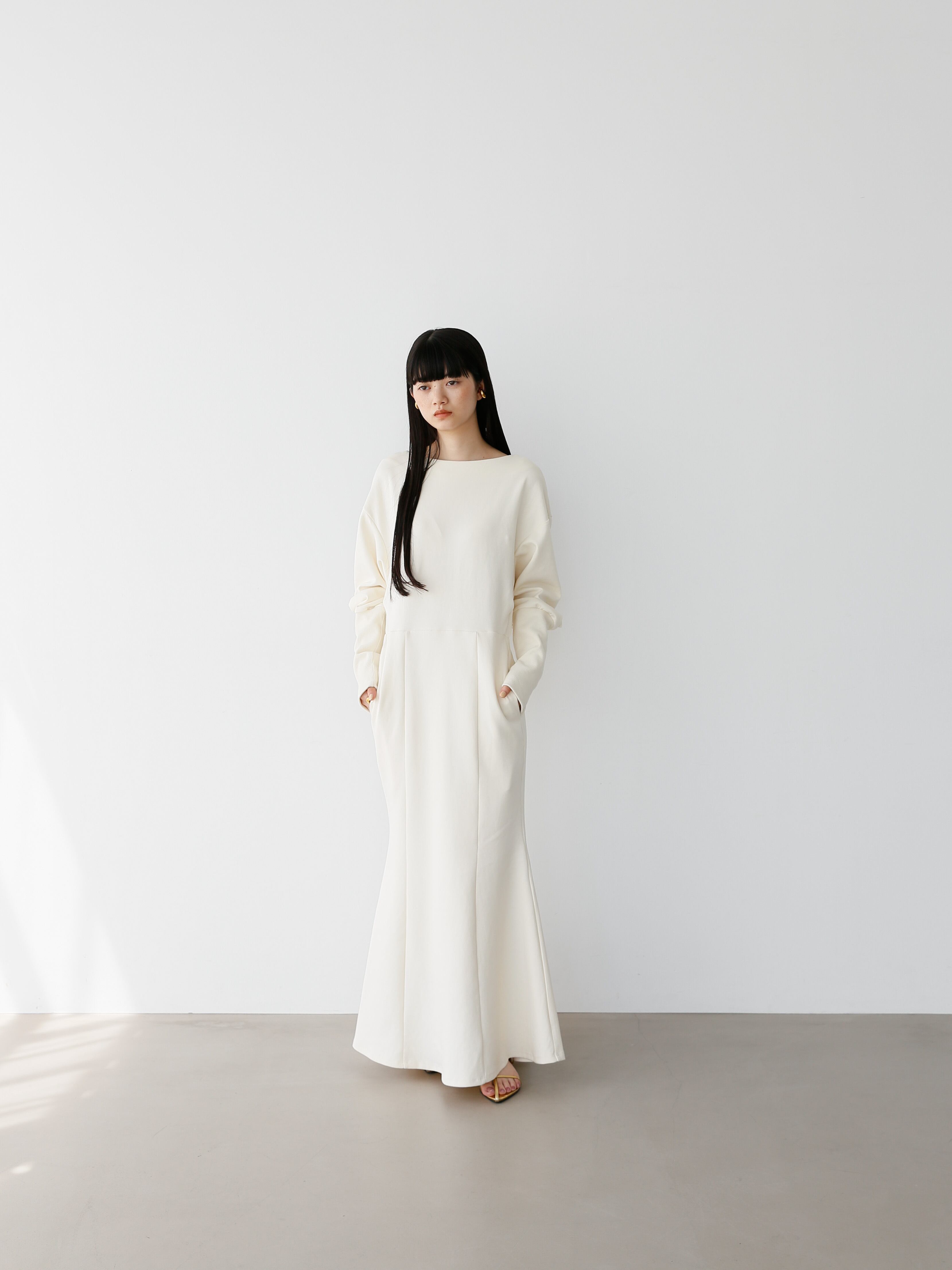 back open cutandsew onepiece（ivory）