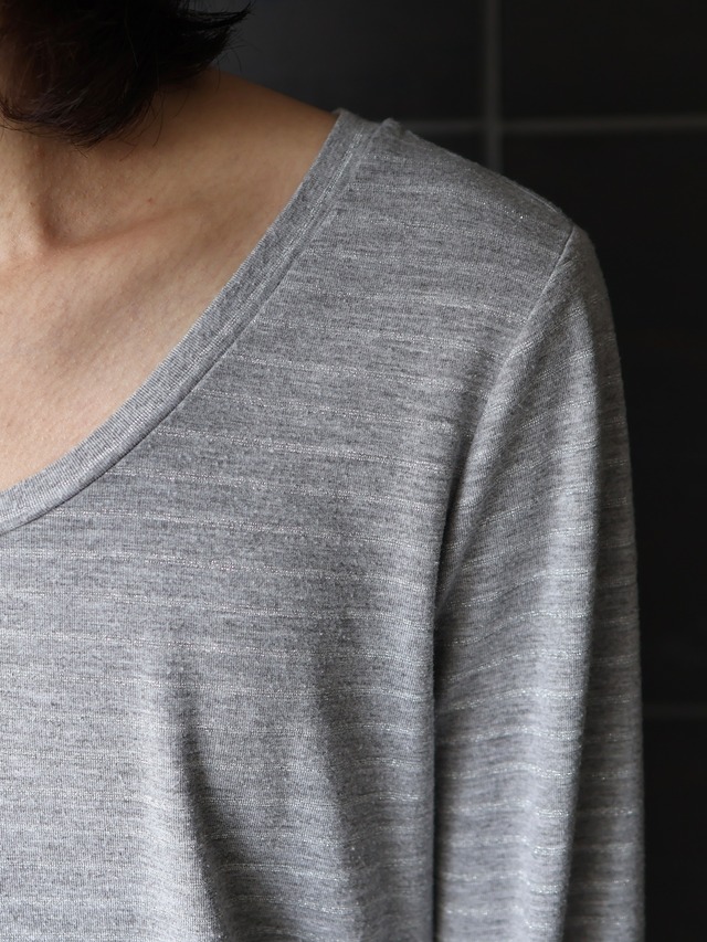 glitter border long sleeve top