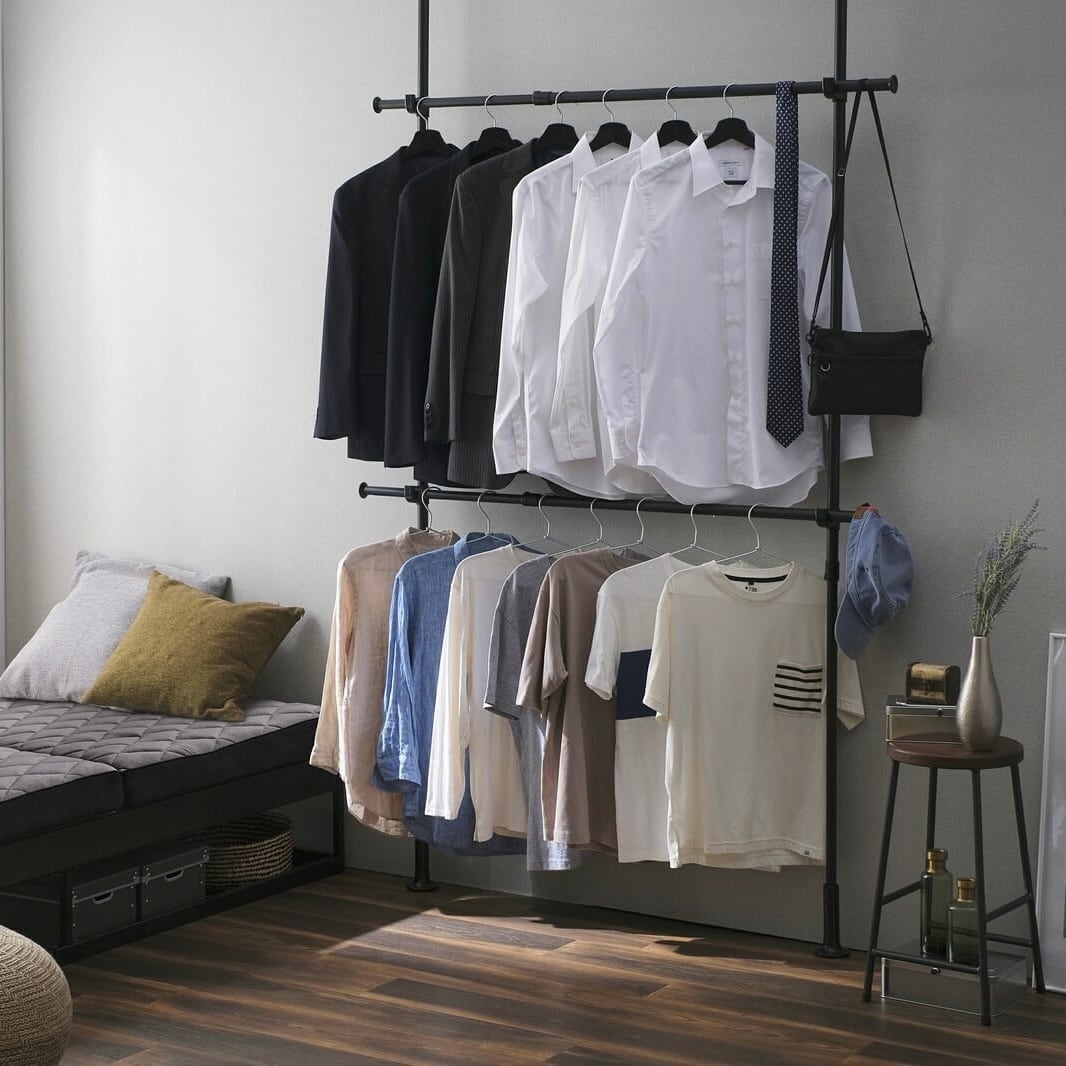 突っ張りワードローブ