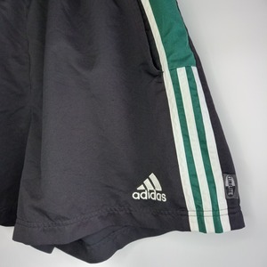 00s　アディダス　ショートパンツ　ナイロンショーツ　刺繍ロゴ　万国旗タグ　黒