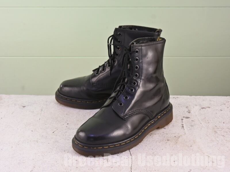 イングランド製！ Dr.Martens ドクターマーチン スチールトゥ10ホール
