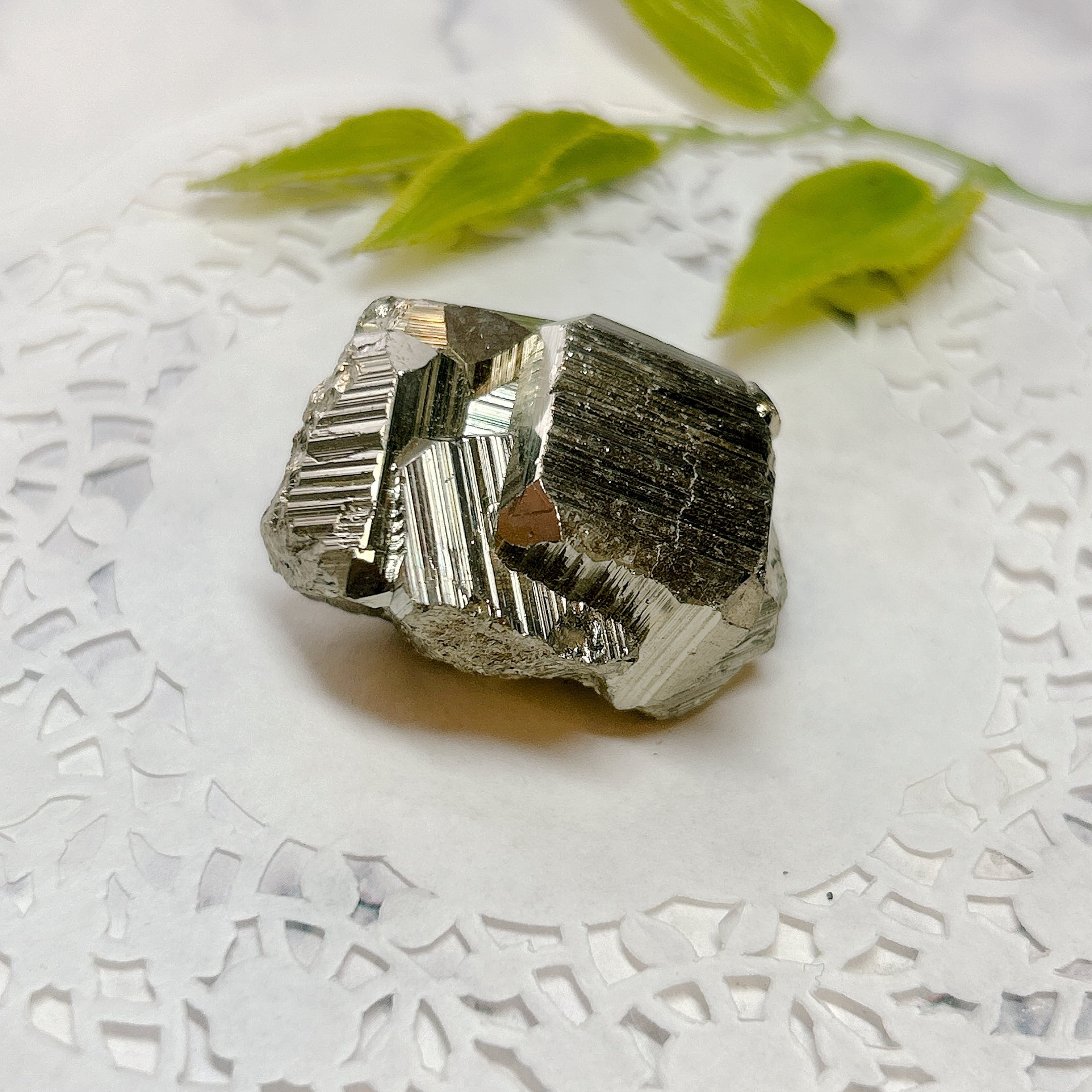 ⭐パイライト（黄鉄鉱） | クリスタル・ワールド御徒町店