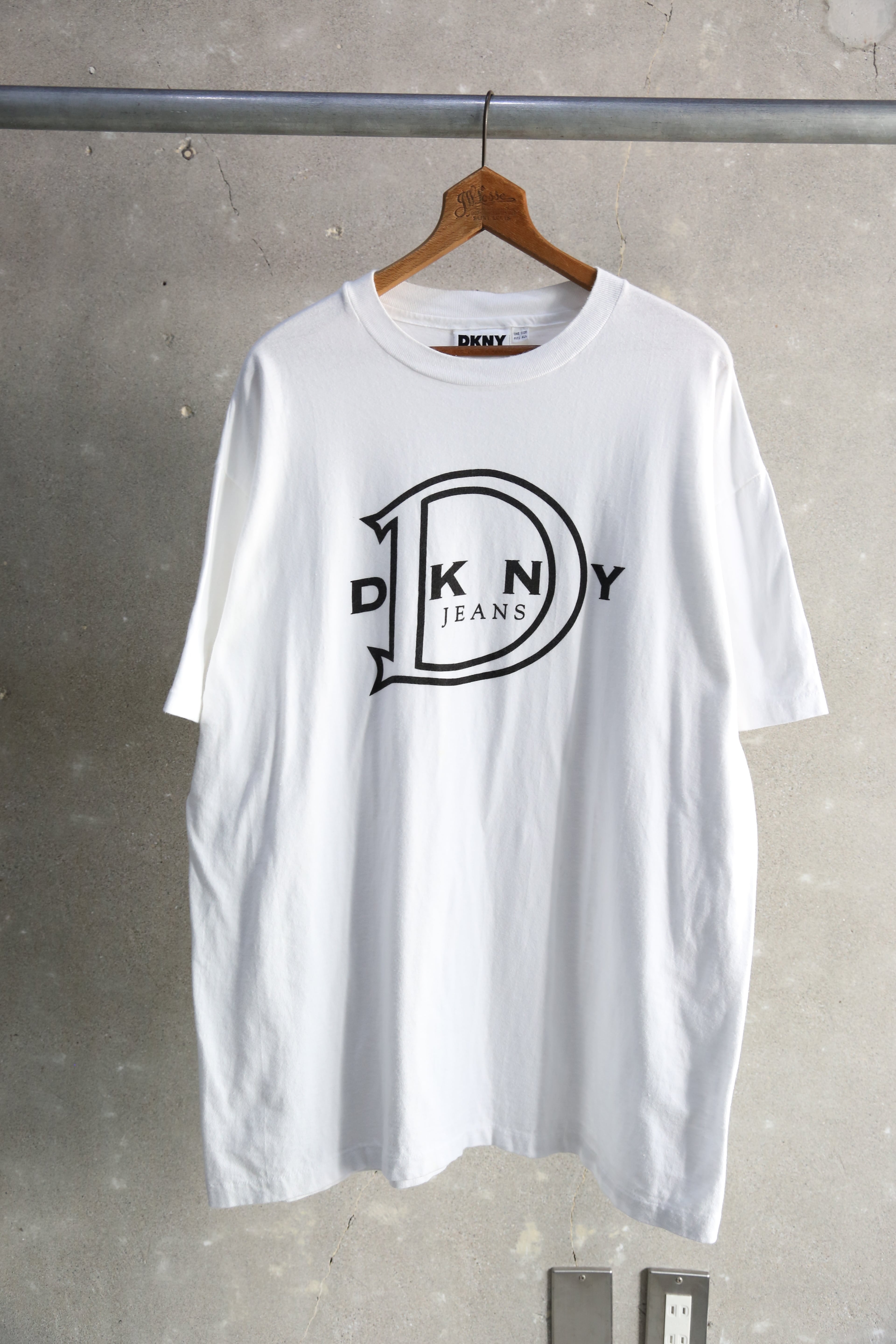 90s【DKNY】T-Shirt | the Holic vintage clothing