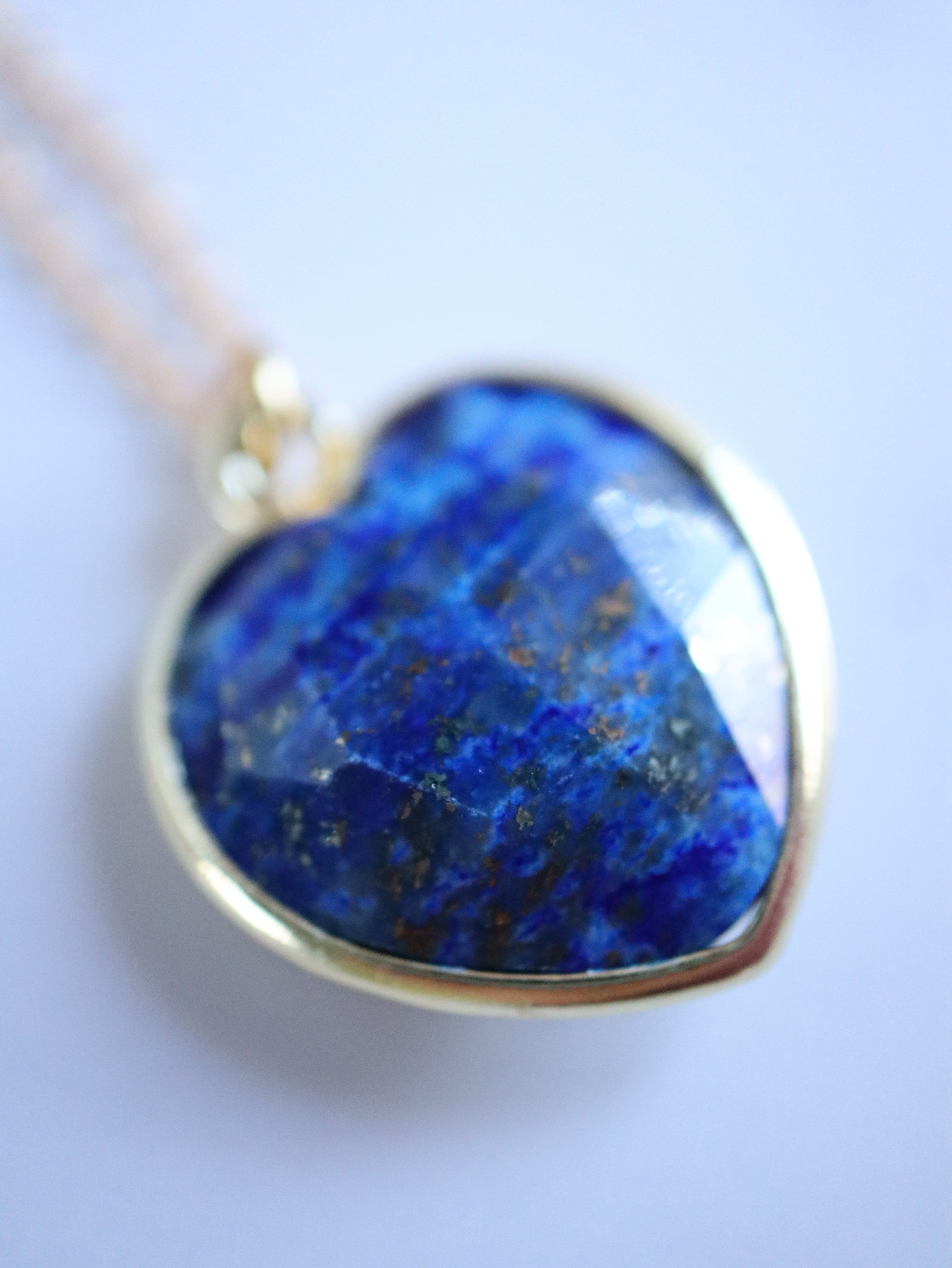 Pu'uwai lapis lazuli necklace(ハートラピスラズリネックレス