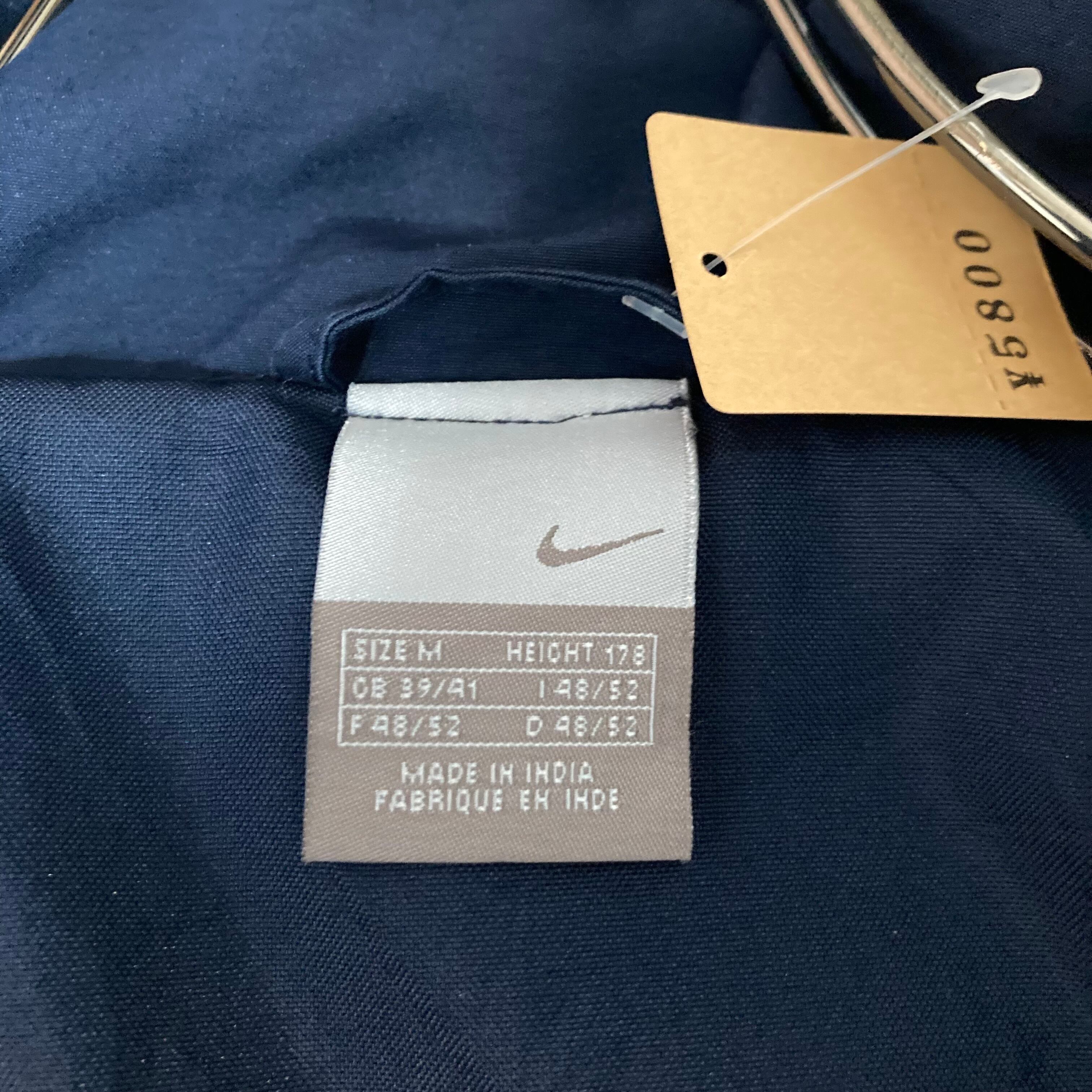 NIKE ジャケット M 刺繍 ドローコード | 古着屋OLDGREEN NIKE ジャケット M 刺繍 ドローコード | 古着屋OLDGREEN