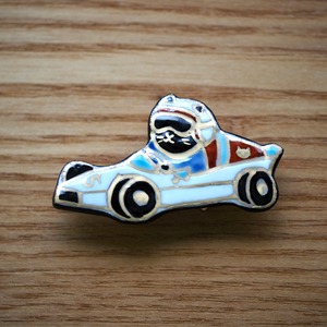 レーサー猫（帯留、ブローチ）