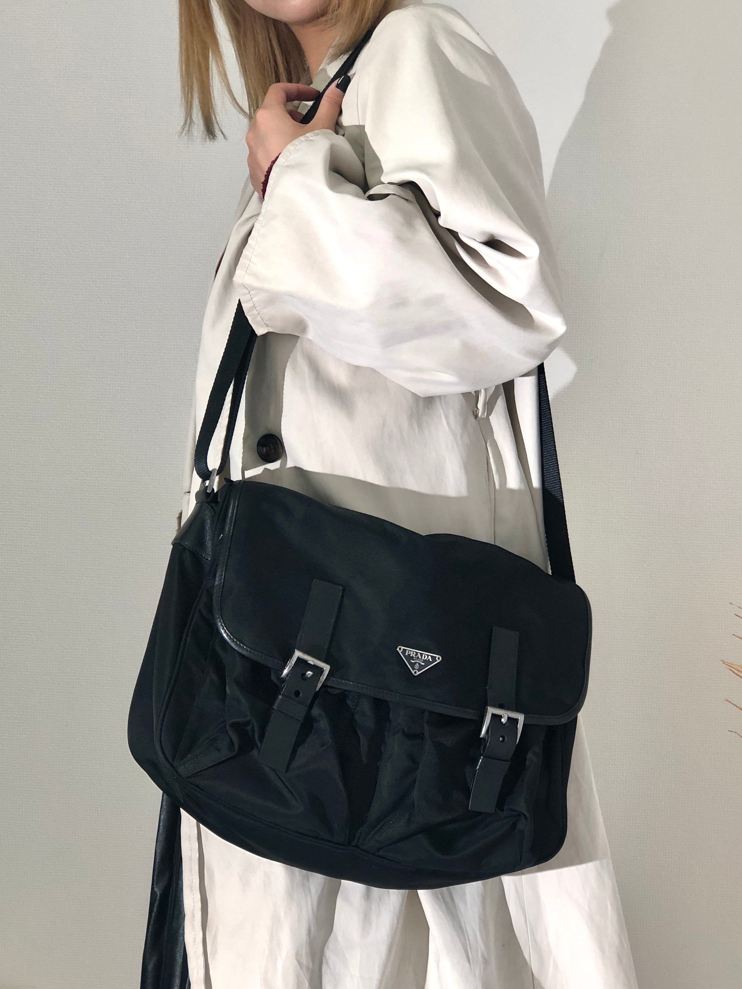 日本直送 名牌中古包 】PRADA プラダ トライアングルロゴ ナイロン 