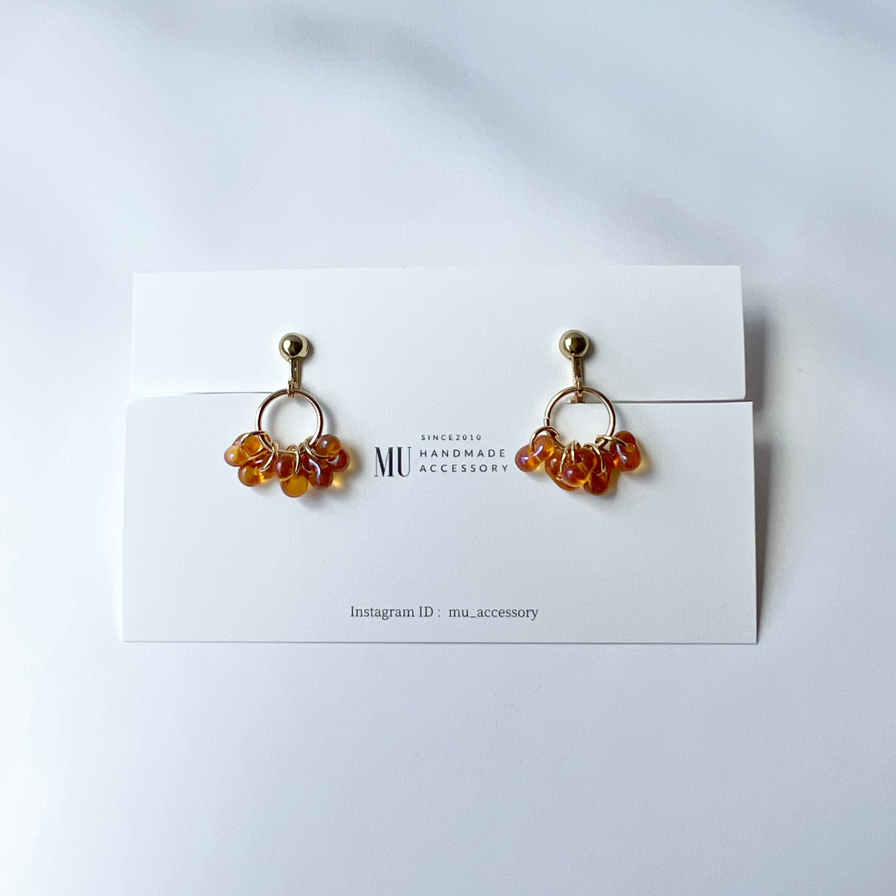 TVドラマ着用// Autumn Colorビーズミニサークルピアス / イヤリング