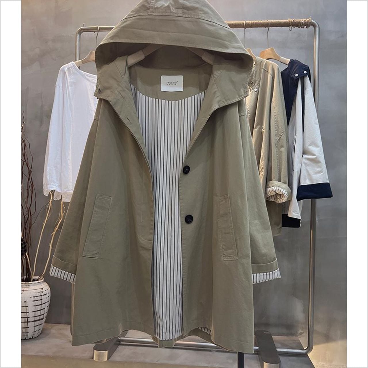 フード付き 裏地ストライプ柄 ゆったりAラインコート Ln00433