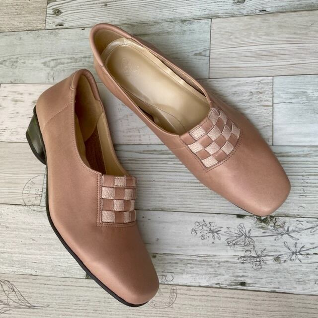 市松模様スクエアトゥパンプス