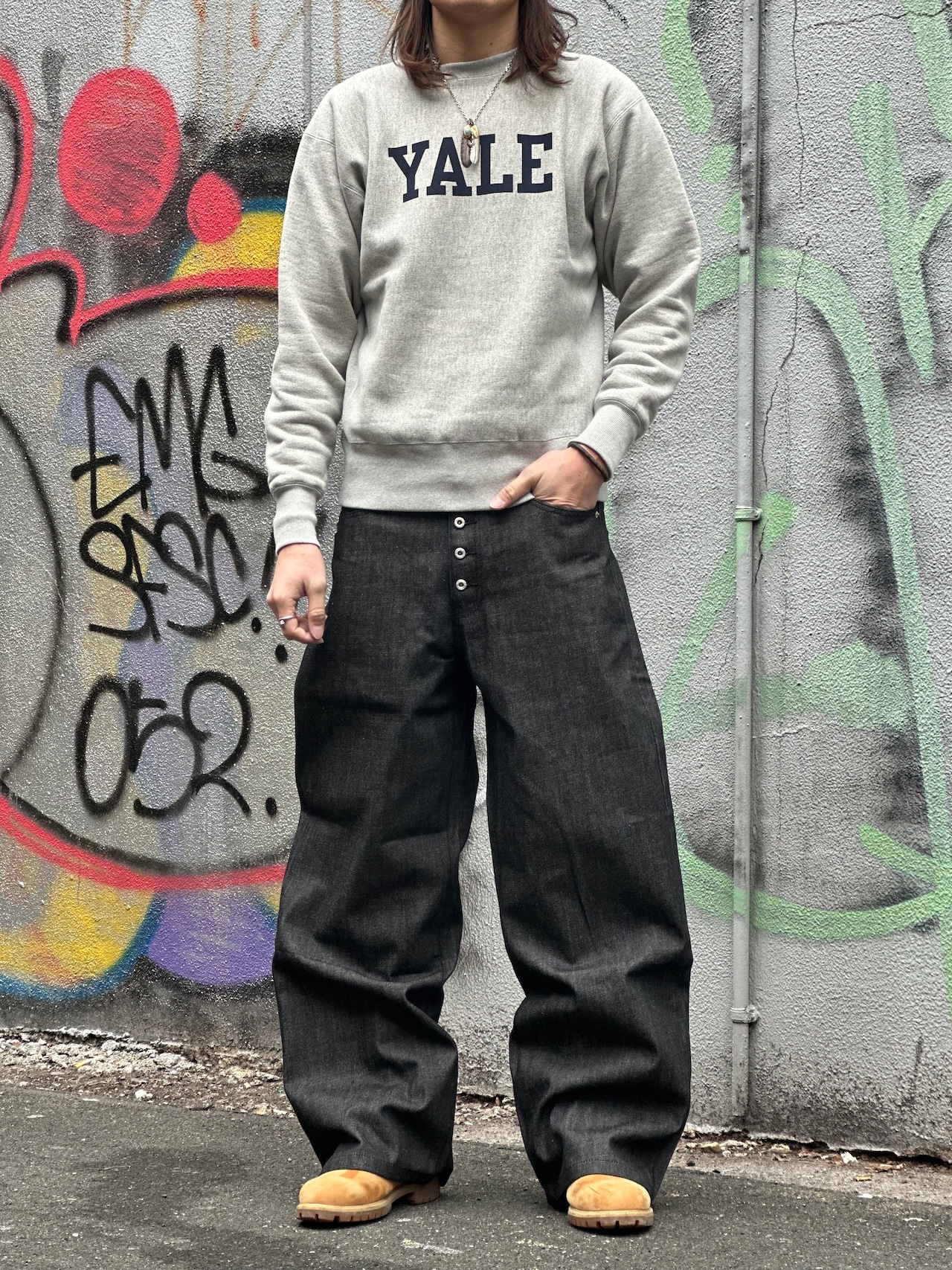 Raw Button Baggy Denim