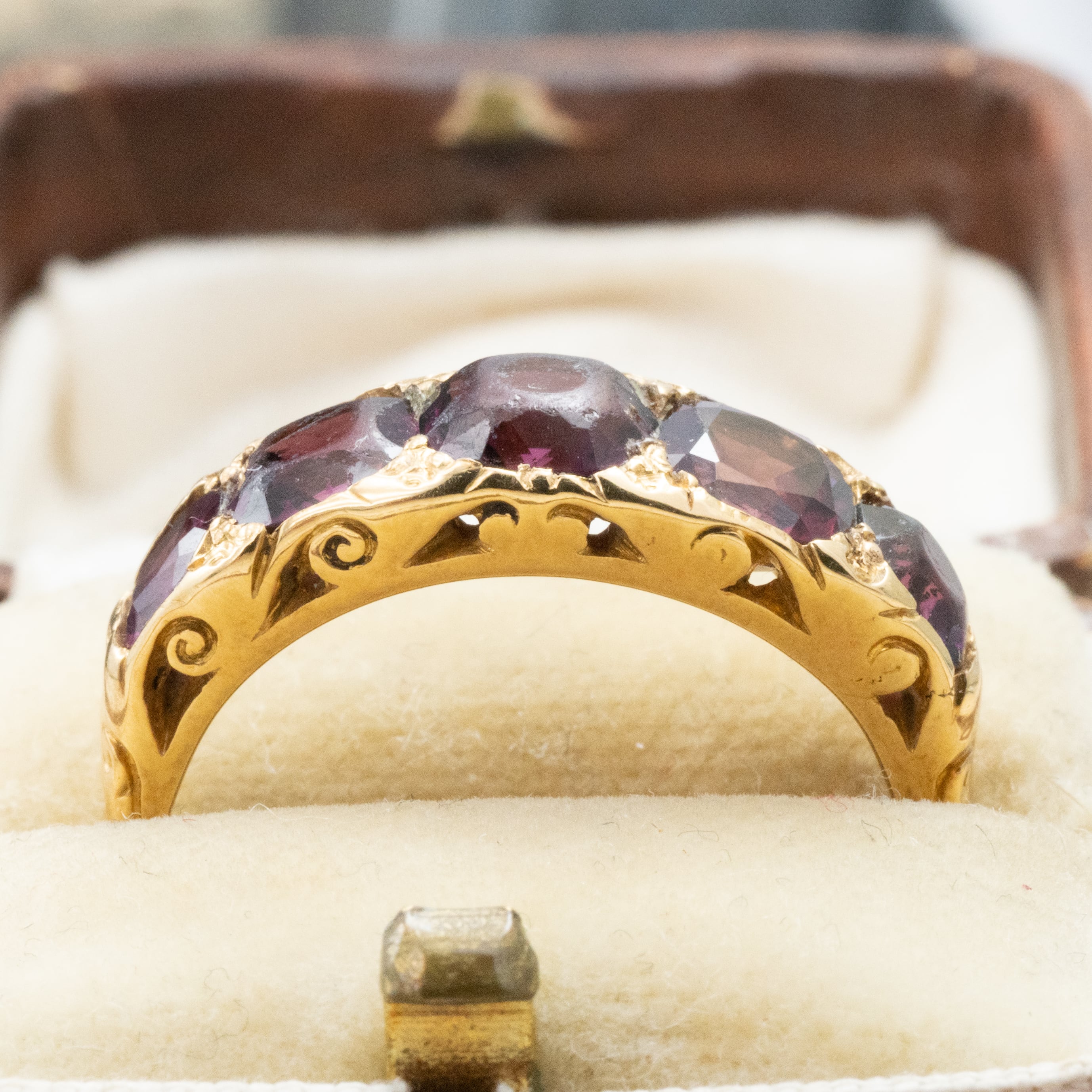 イギリス アンティーク 5stone デザイン リング K18 ロードライト