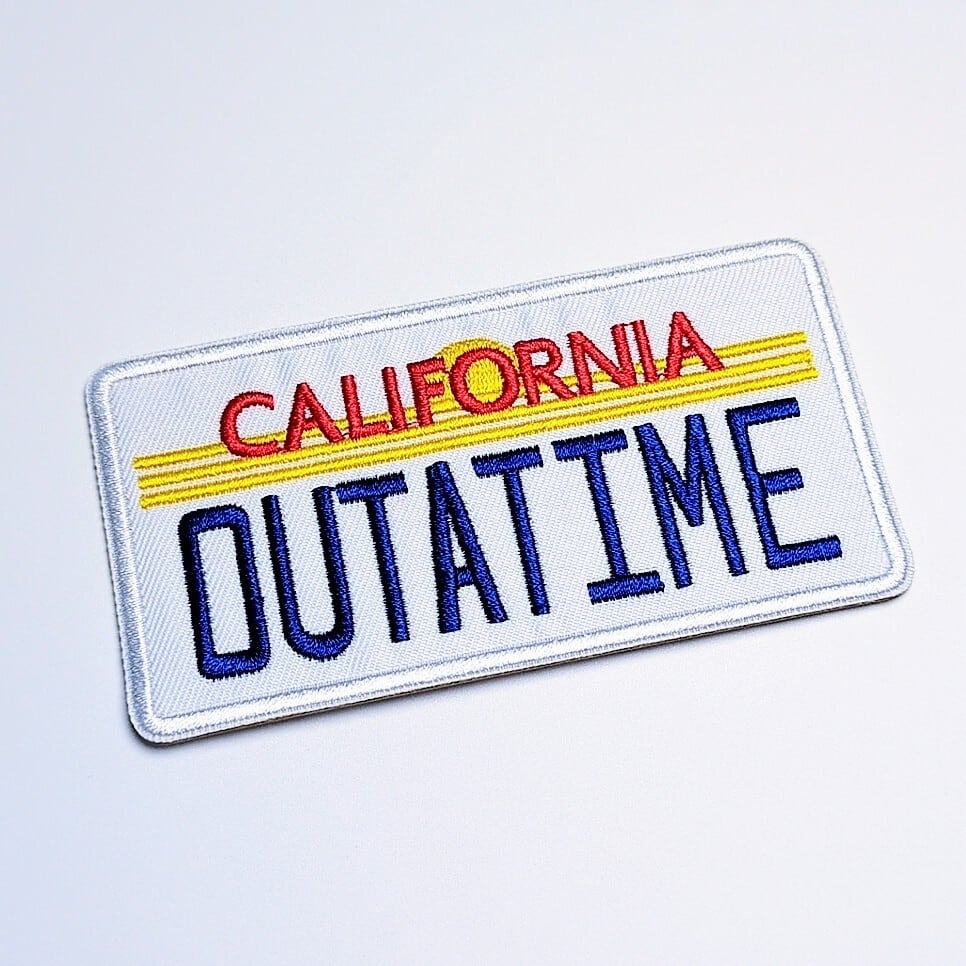 送料無料！ ☆刺繍アイロンワッペン☆【 Back to the Future（ バック