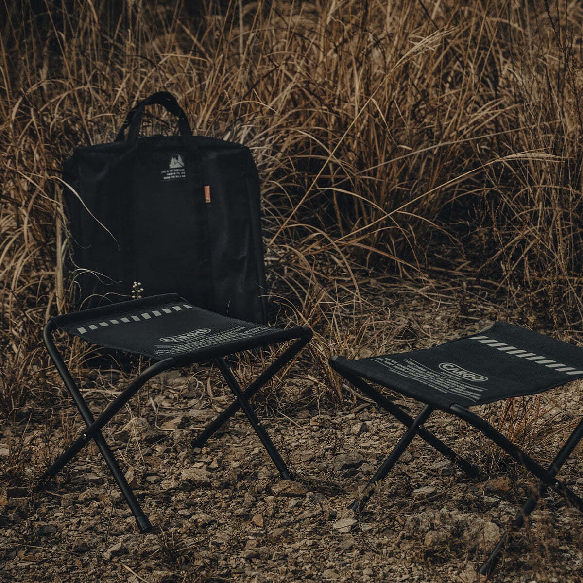 DAIS×PW PICNIC LEATHER STOOL | OLIVE OUTDOOR EQUIPMENT