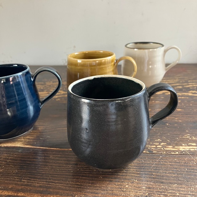 丸腰カップ　宮内太志　砥部焼　