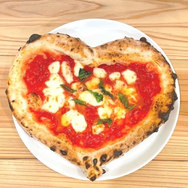 ハートマルゲリータ】贈り物や記念日にオススメ！ | しまなみピッツァ