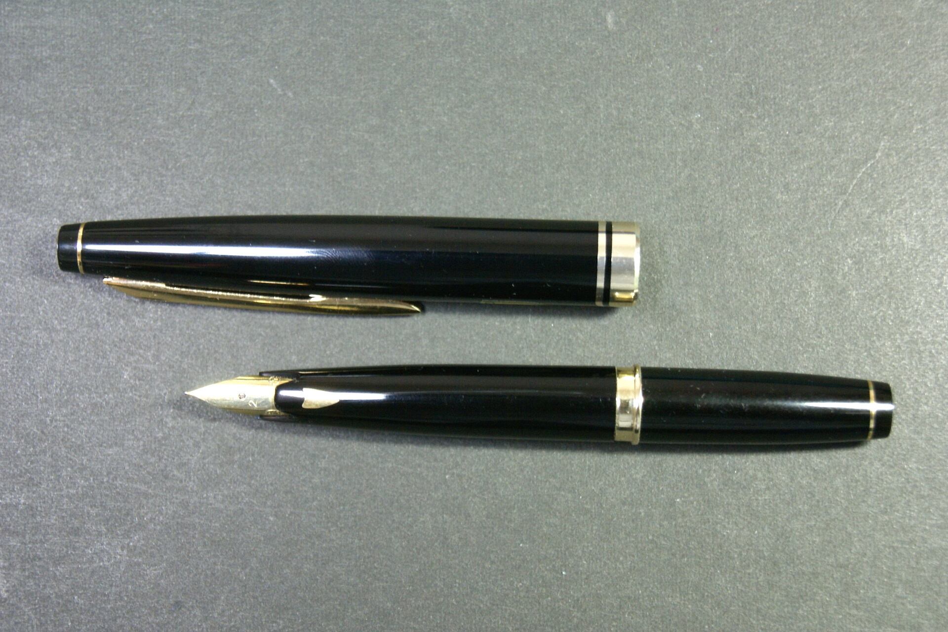 Sailor 万年筆 21K 細字 新品)SAILOR セーラー 万年筆 プロフィット21 金 ブラック ズーム