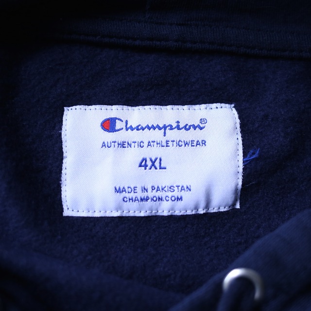 "Champion" dark navy color super over silhouette sweat parka