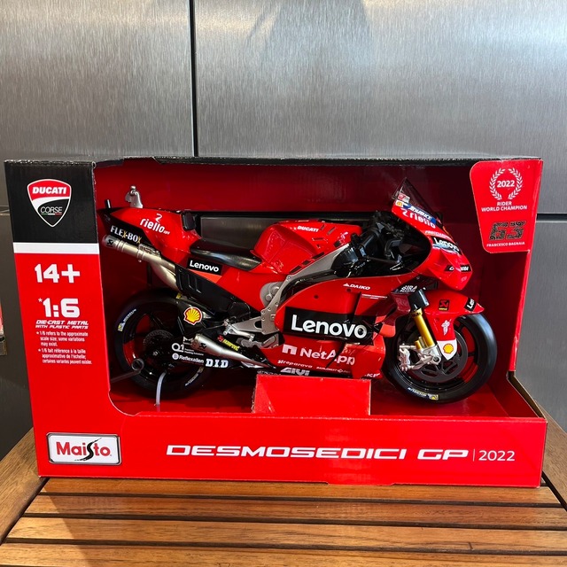 DIECAST MODEL MOTOGP BIG(1：6)