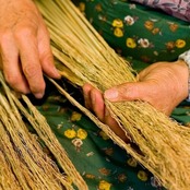 【岩手県九戸】癒しほうき