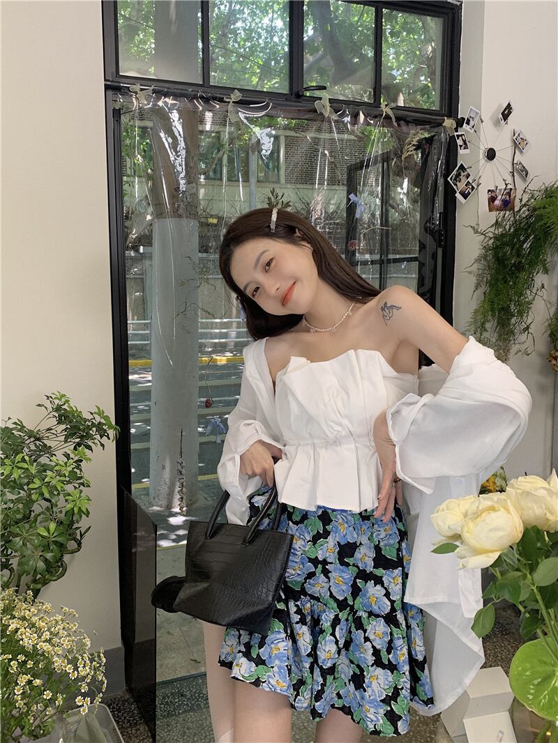 スタンダードフローラルスカート サマーショートハイウェストウェストスリムAライン レトロ 夏物 花柄 ブラックストロベリース49660487483