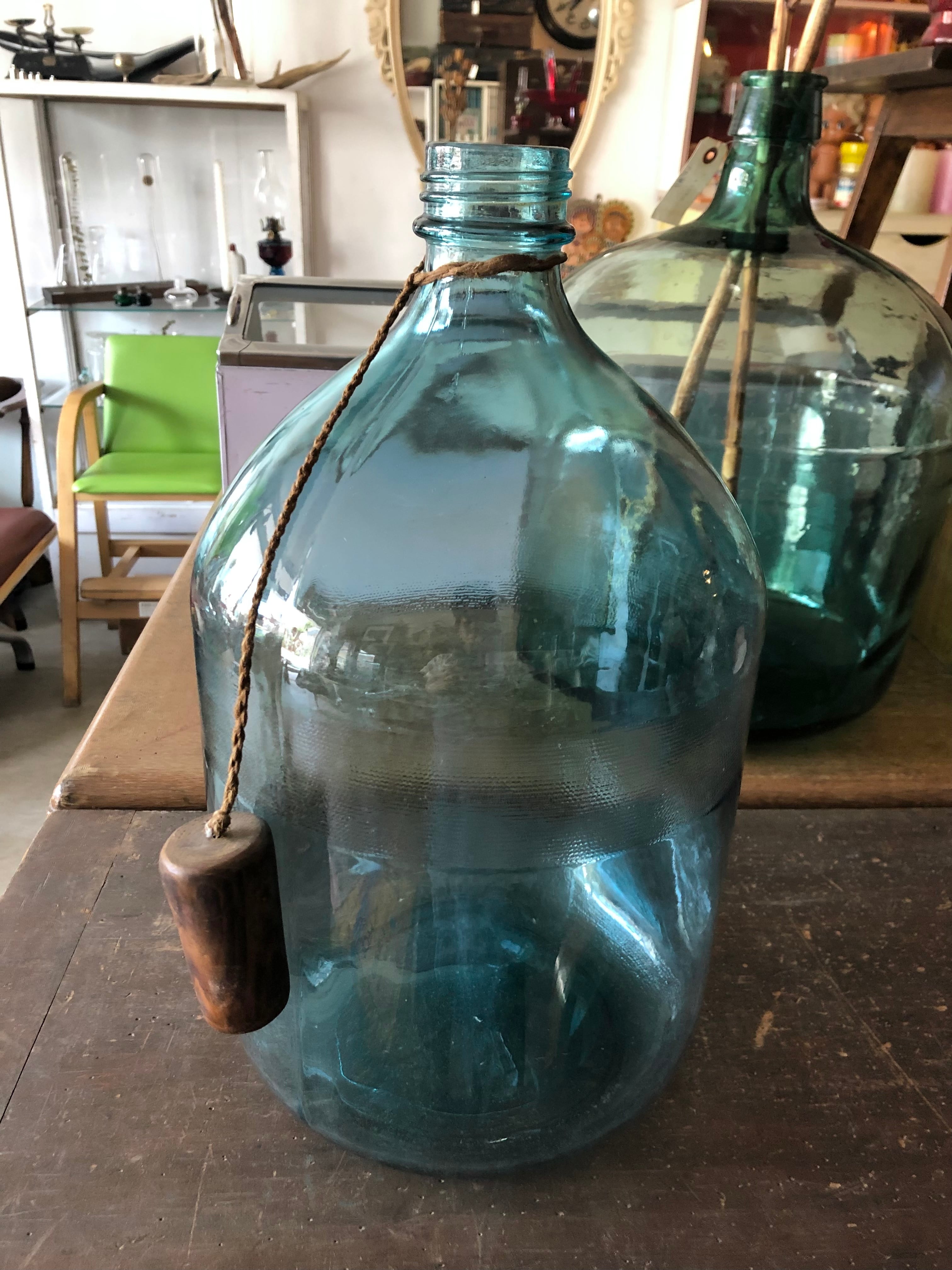 古い硝子瓶 キャップ付き デミジョンボトル グリーン ガラスびん 昭和レトロ 古道具