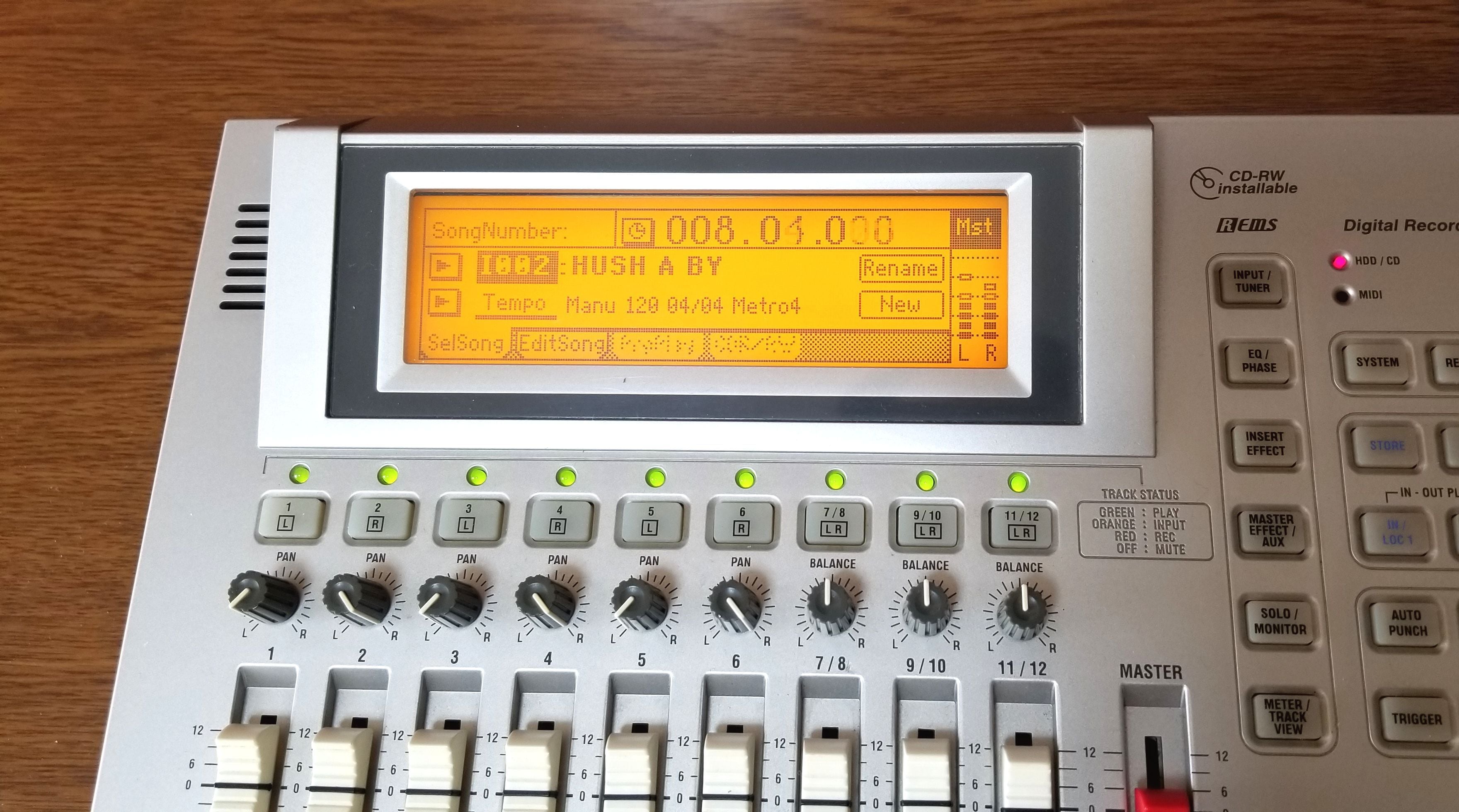 KORG Digital Recording Studio D12 完動品・CD書き込み良好・動作