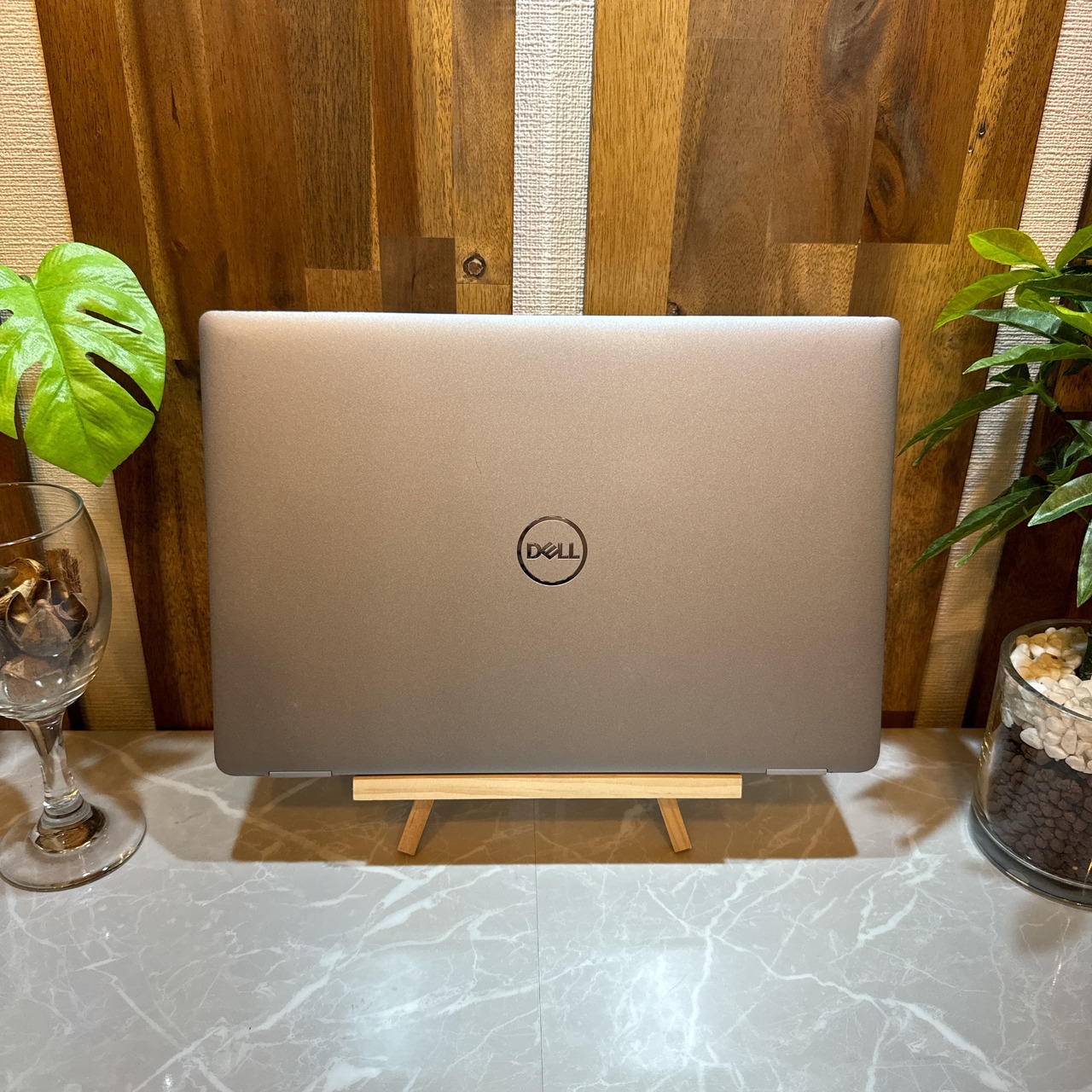 2022年式 DELL Latitude 5330 / 第12世代 Core i5-1235U / メモリ8GB / SSD256GB
