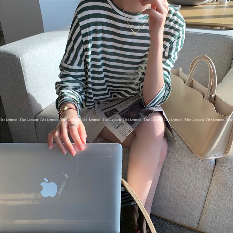 ストライプカラーTシャツ シャツ サマーラウンドネックルーズ薄手 ロング 夏物 Oネック ビッグFスモールZ韓国8828634309