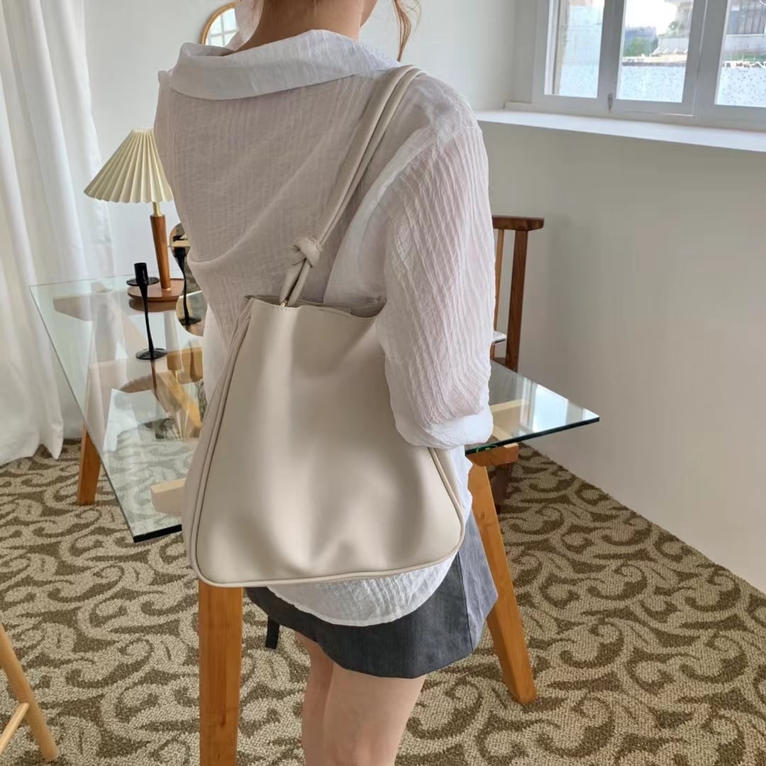 ねじりハンドルトートバッグ　AS1103-4030