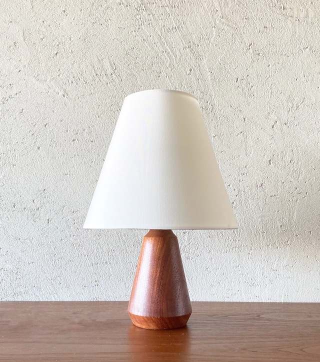 Table lamp / LI005