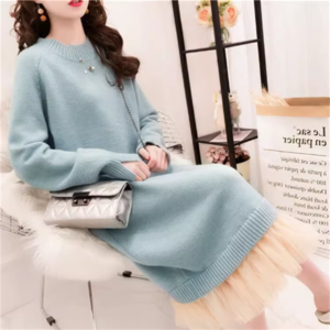 【送料無料】 ワンピース 3色 ニットワンピ ロング ミモレ 袖あり 長袖 萌え袖 クルーネック Aライン フレア 異素材切り替え ドッキング フリル 厚手生地 可愛い 大人可愛い きれいめ シンプル カジュアル コンサバ 華やか 大人 上品 おしゃれ お洒落 こなれ感 高見え フェミニン ラフ 無地 冬 あったか 30代 40代 レディース 女性用 ママ服 デート お出かけ 女子会 お呼ばれ 休日 お茶会 授業参観 着回し 普段使い オルチャン 韓国系 ファッション 定番 プチプラ   インスタ映え