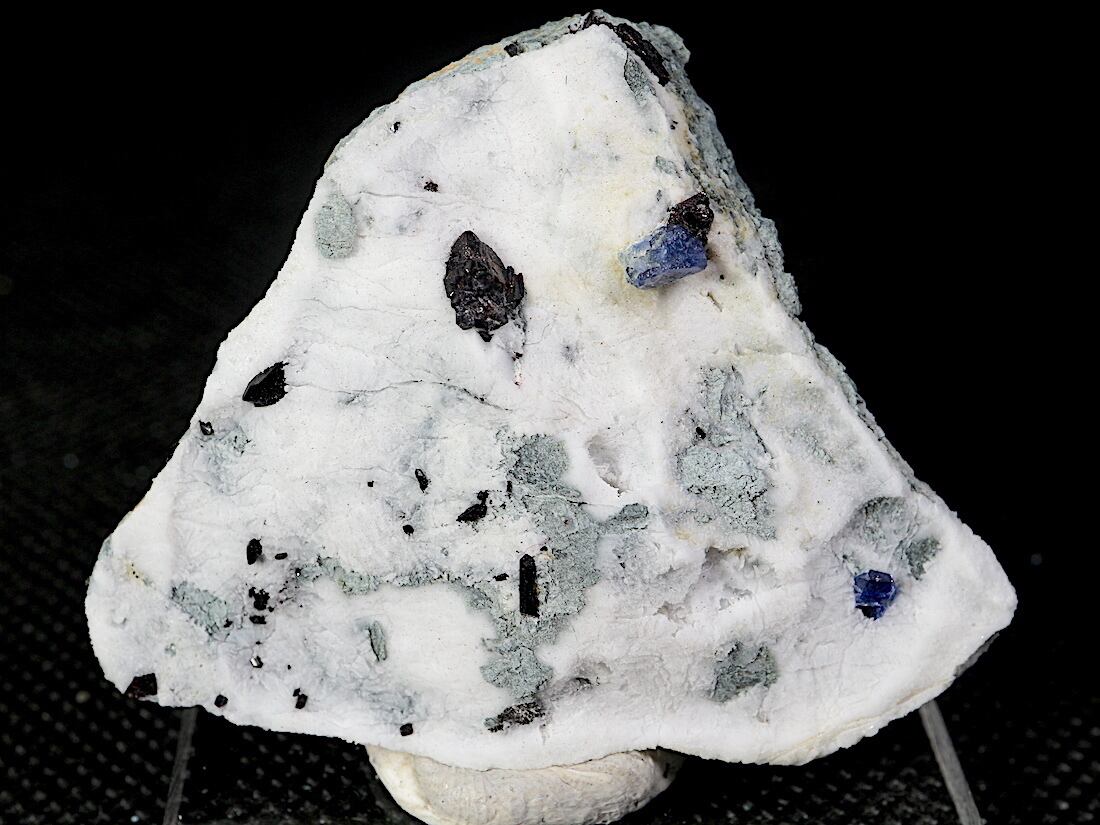 ベニトアイト ネプチュナイト ベニト石  カリフォルニア産  15g BN073 鉱物　天然石　パワーストーン