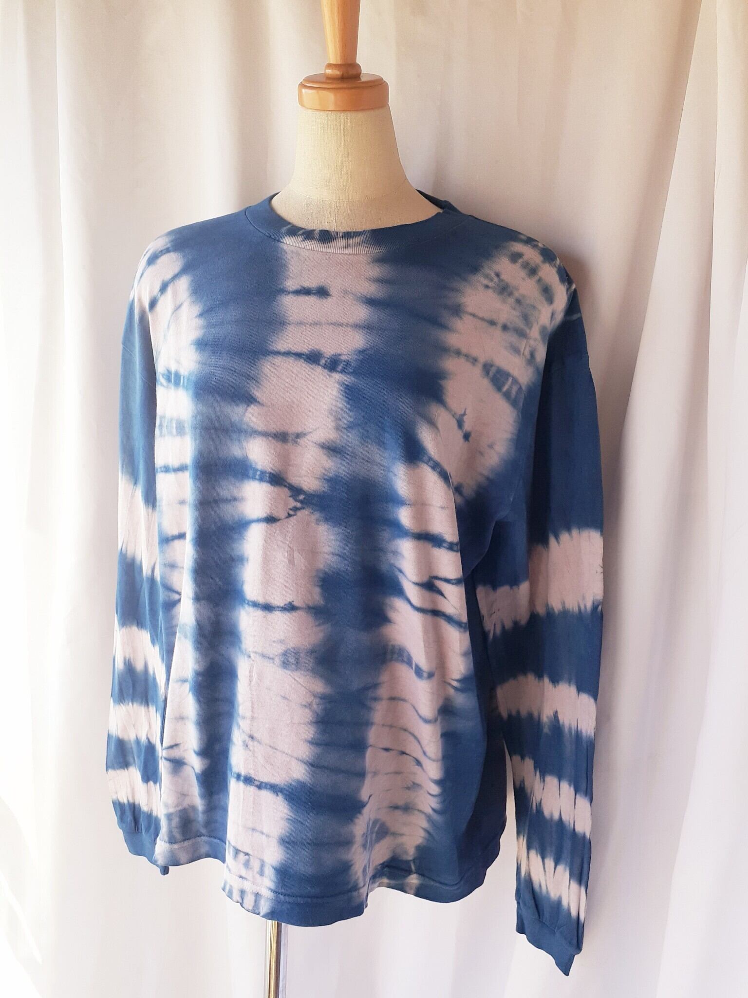 手染めの長袖Tシャツ・兼用Sサイズ(藍染&ベンガラ染め)