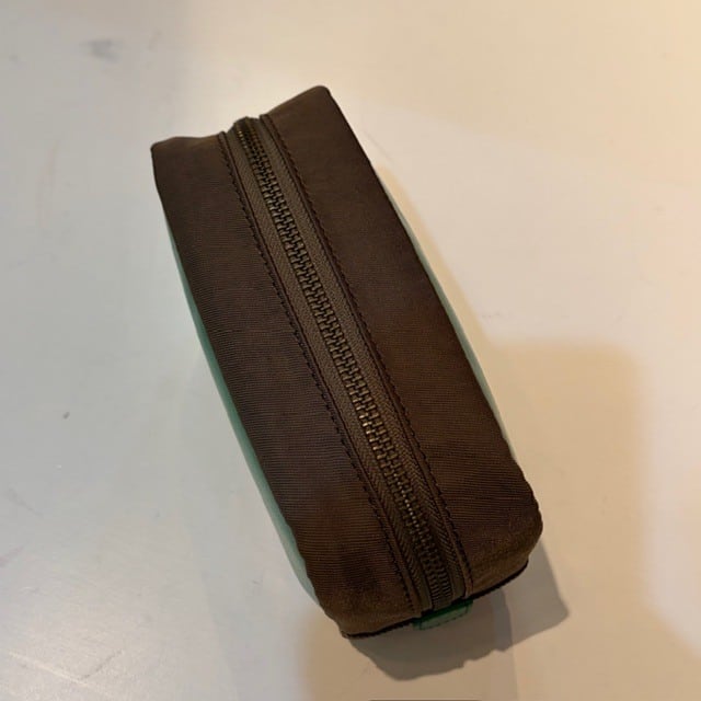 B.stuff　限定ポーチ(フェンネル)